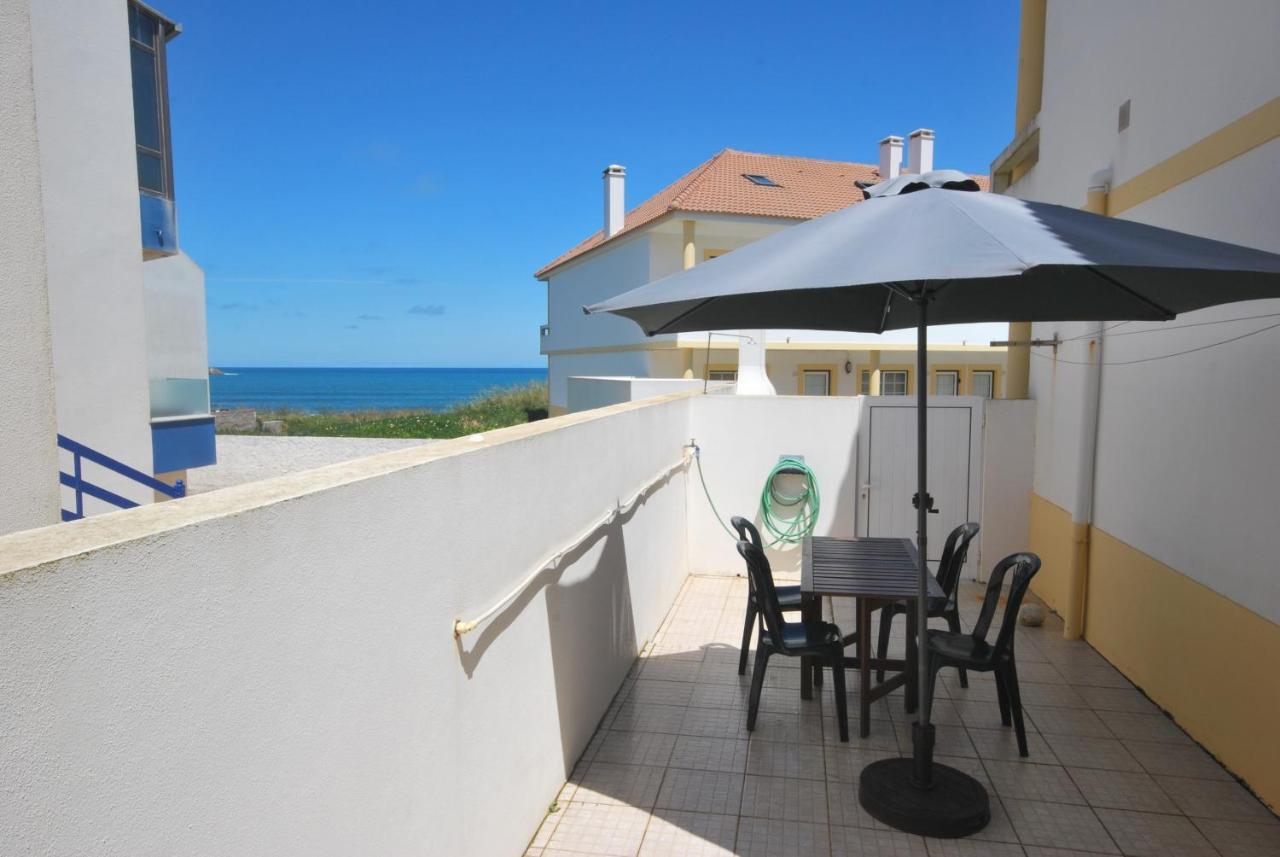 Casa Pedro - Baleal Beach, Balcony, Pool Exterior foto
